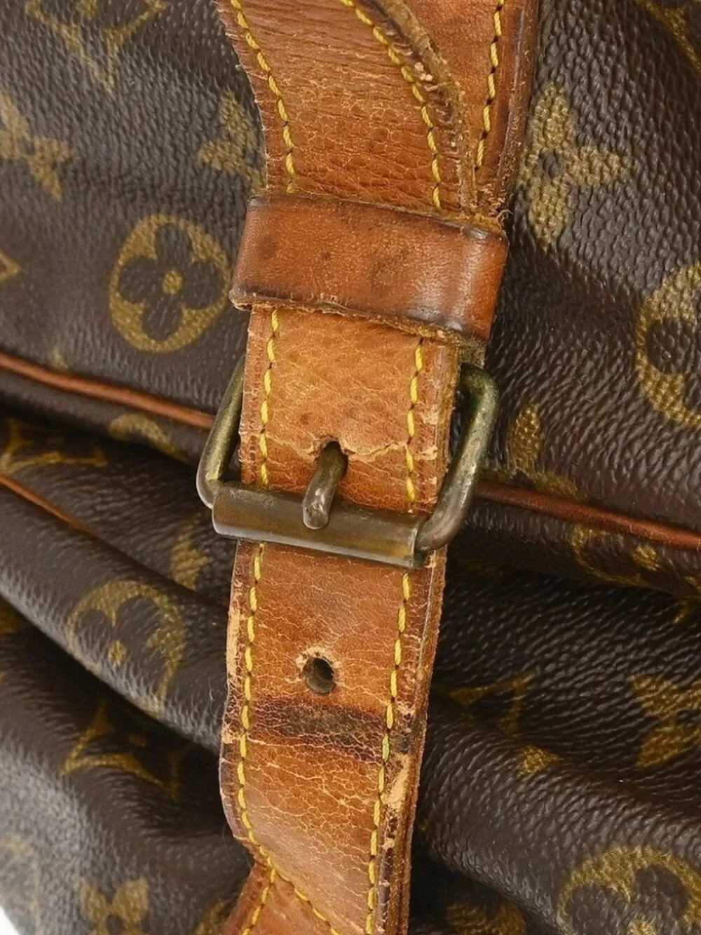 LOUIS VUITTON MONOGRAM SAUMUR 43 MESSENGER BAG